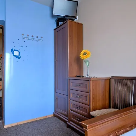 Willa Sloneczna - Pokoje I Apartamenty - 10 Minut Do Term Na Piechote Bukowina Tatrzanska Exterior photo