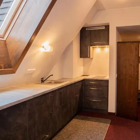 Willa Sloneczna - Pokoje I Apartamenty - 10 Minut Do Term Na Piechote Bukowina Tatrzanska Exterior photo